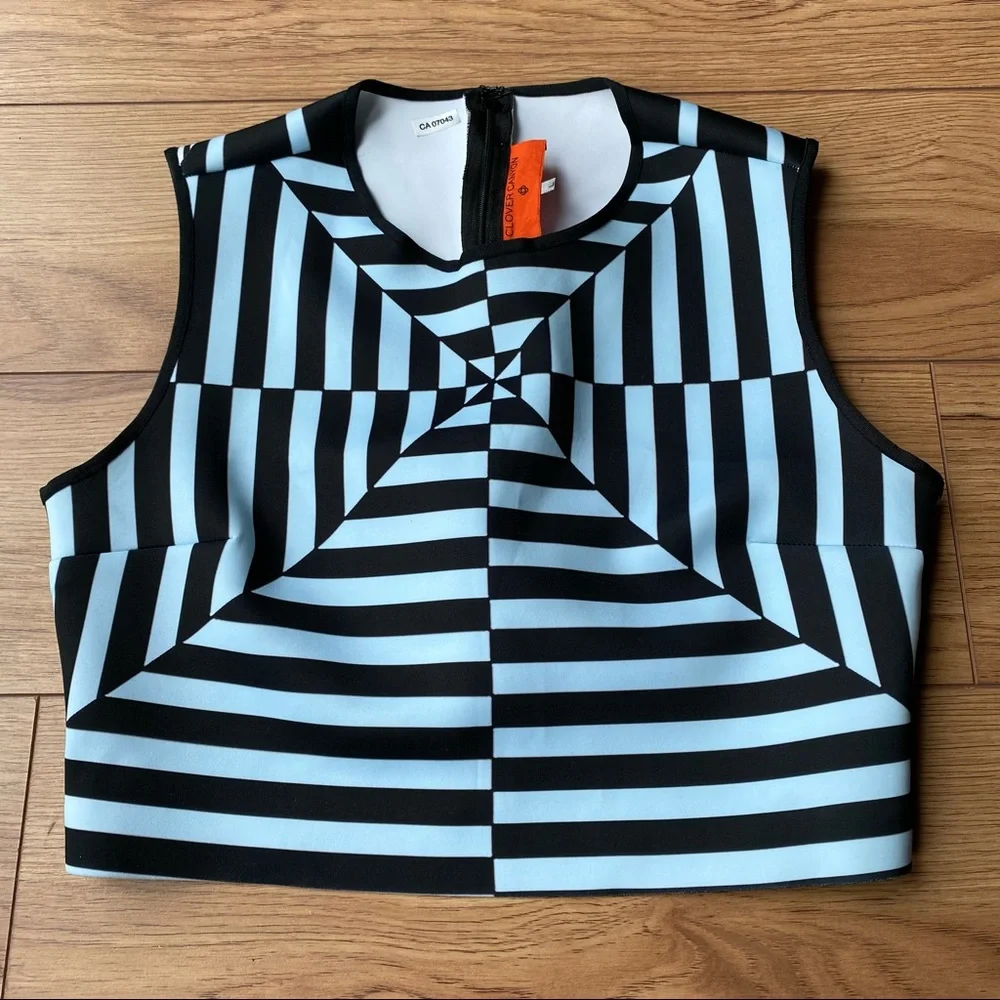 Geometric pattern crop top - Picture 2 of 16